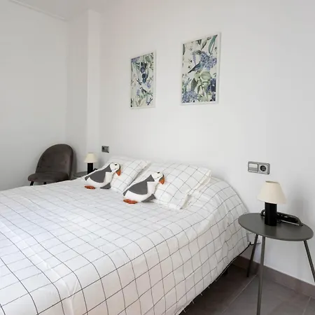 En La Playa A Pocos Metros Del Mar Con Garaje